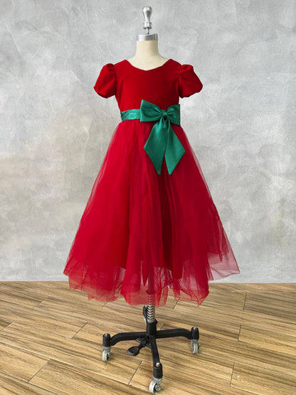 Junior Formal Dresses For Special Occasion Elegant V-Neck Party Dress Red Velvet Ball Gown With Sleeves