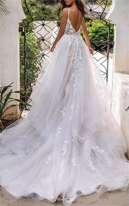 A-Line Backless Long Wedding Dress 3D Lace Flower Applique V Neck Spaghetti Straps Bride Gowns Long Train