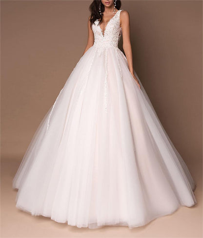 V-Neck Sleeveless Princess Wedding Dresses 2023 Lace Up Beads Applique Bridal Dress Ball Gown